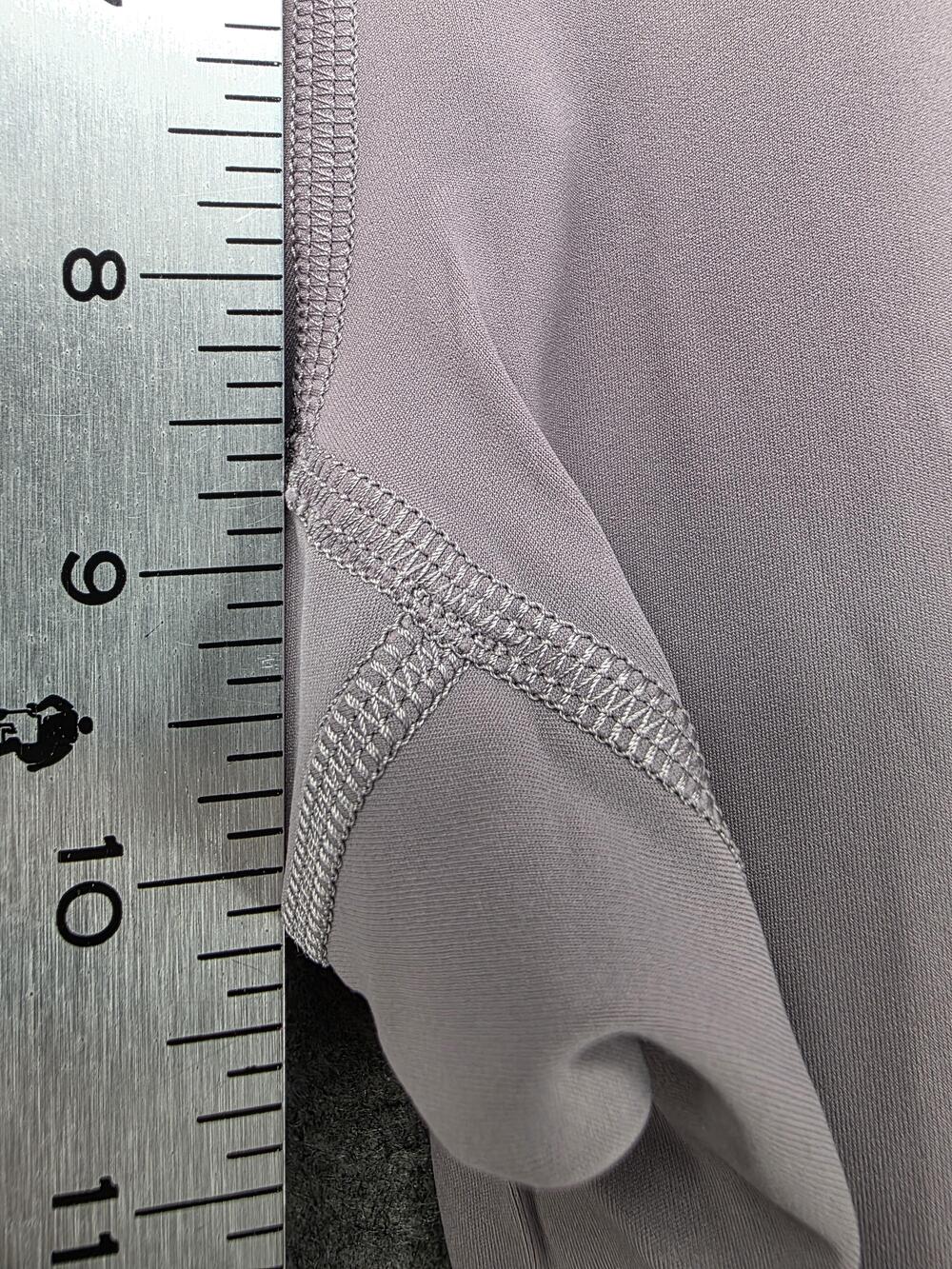 Lululemon Leggings Womens 4 Purple Cropped High Rise Pockets Yoga 21 Inseam - Picture 3 of 7